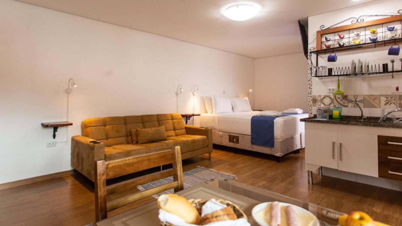 Hotel Chalet Monet - Granja Vianna Cotia  Kültér fotó